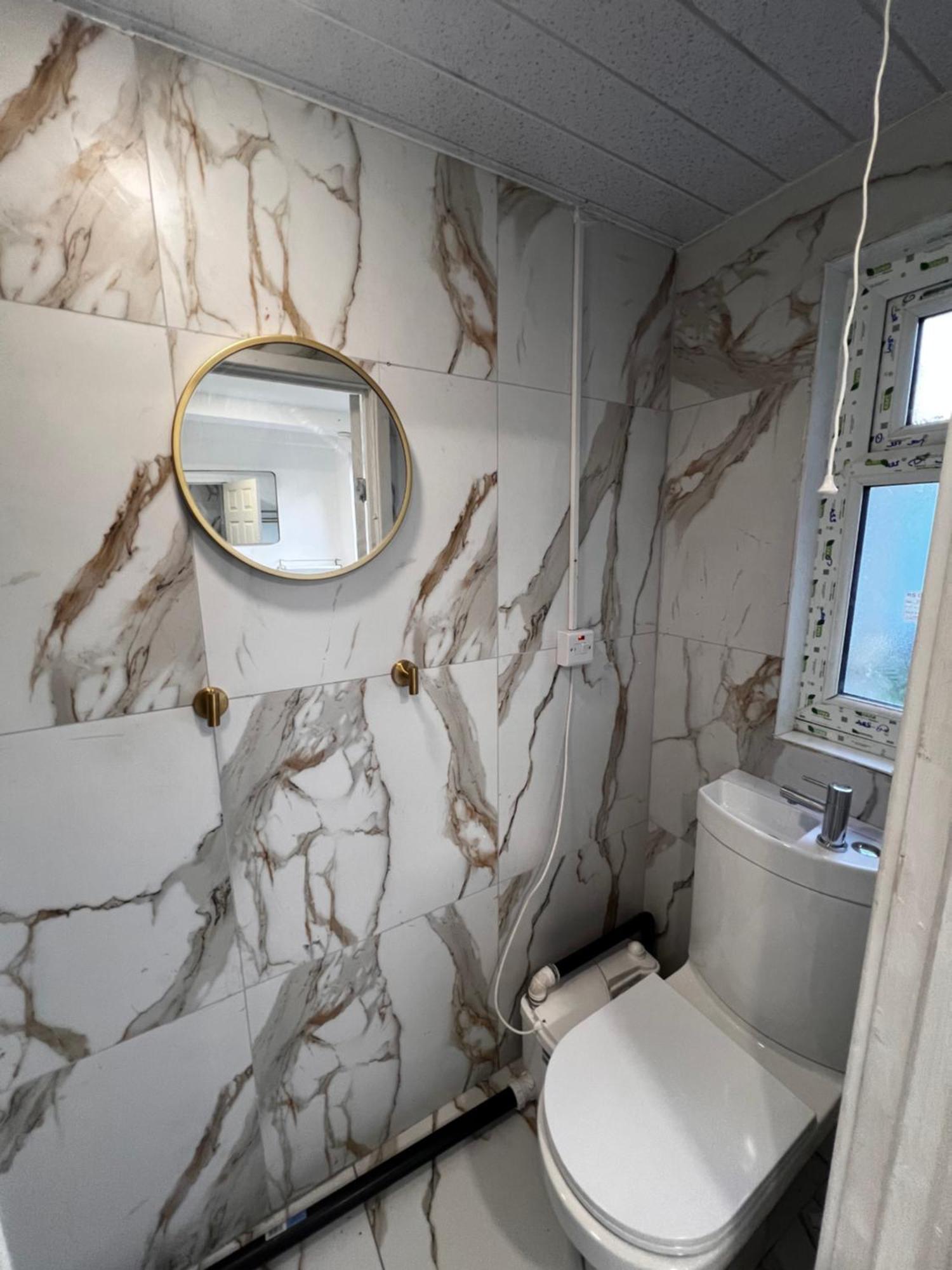 Lovely Ensuite Room In Corby Rockingham Exterior foto